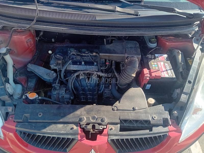 Mitsubishi Colt 