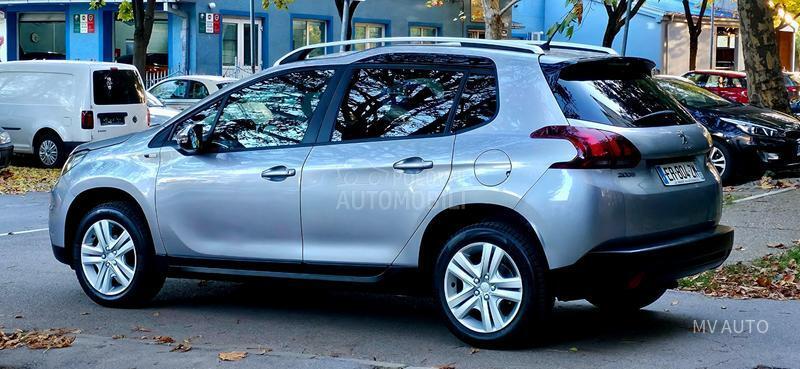 Peugeot 2008 1.6BLU EHDI STYLE