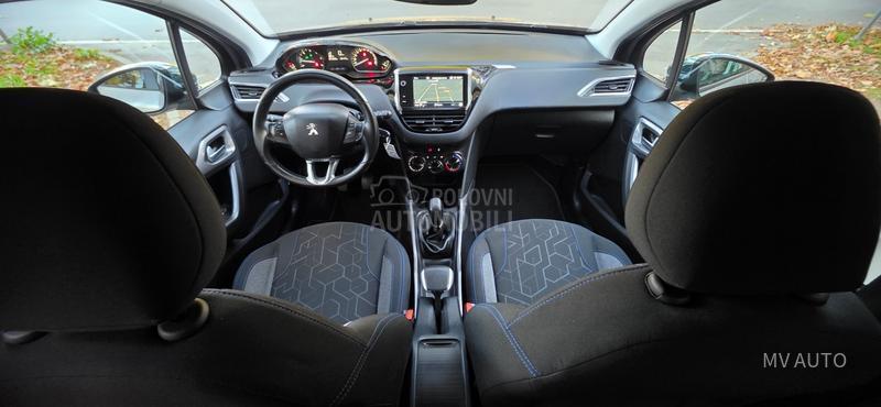 Peugeot 2008 1.6BLU EHDI STYLE
