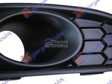 RESETKA PREDNJEG BRANIKA (SA M za Ford Fiesta od 2013. do 2017. god.