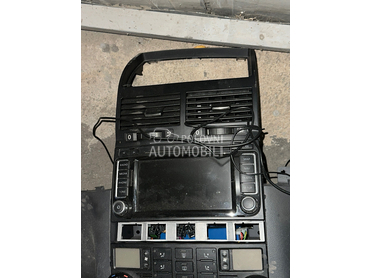 multimedija za Volkswagen Touareg