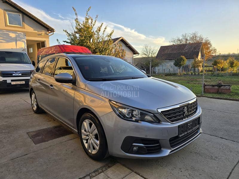 Peugeot 308 1.6e-HDI/AUT/F-ULL/