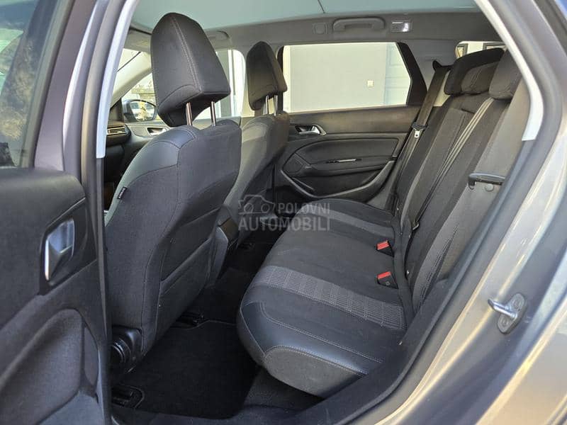 Peugeot 308 1.6e-HDI/AUT/F-ULL/