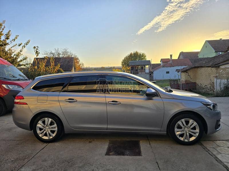 Peugeot 308 1.6e-HDI/AUT/F-ULL/