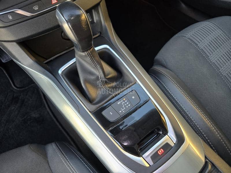 Peugeot 308 1.6e-HDI/AUT/F-ULL/