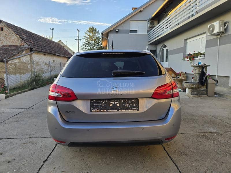 Peugeot 308 1.6e-HDI/AUT/F-ULL/
