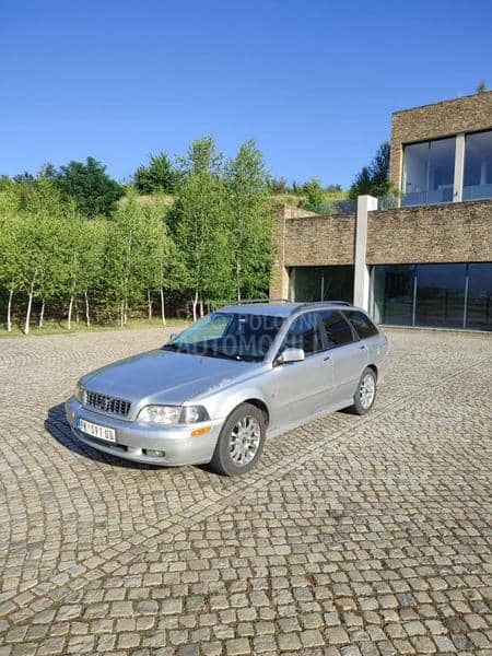 Volvo V40 1.9