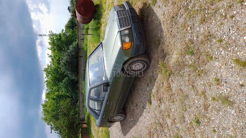 Mercedes Benz W124 250 D