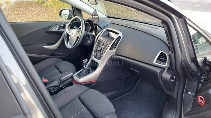 Opel Astra J 1.4