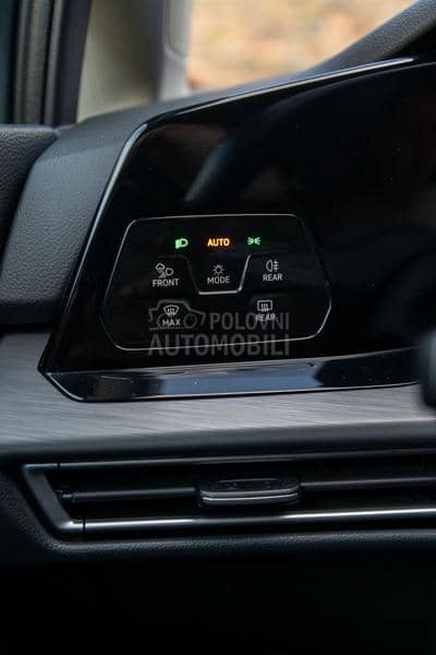 Volkswagen Golf 8 1.5TGI/CNG/STYLE