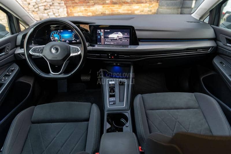 Volkswagen Golf 8 1.5TGI/CNG/STYLE