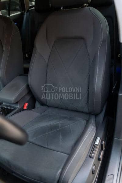 Volkswagen Golf 8 1.5TGI/CNG/STYLE