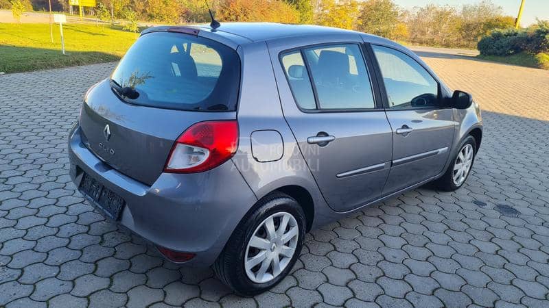 Renault Clio 