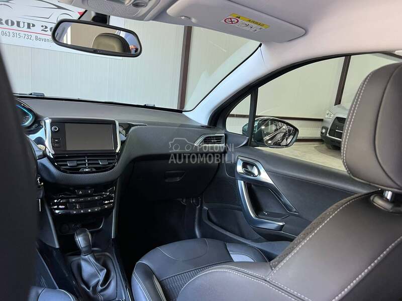 Peugeot 2008 1,2 ALLURE