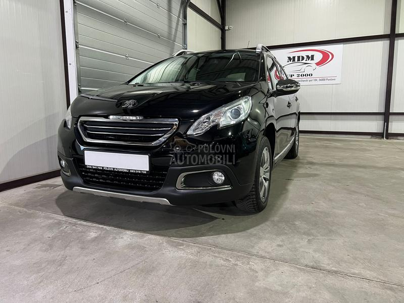Peugeot 2008 1,2 ALLURE