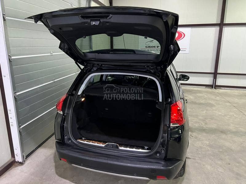 Peugeot 2008 1,2 ALLURE