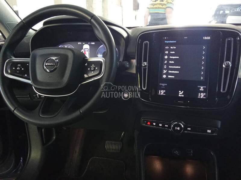 Volvo XC40 T5 ELEKTRO plug in