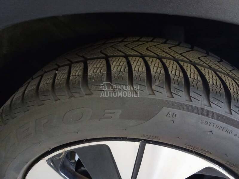 Volvo XC40 T5 ELEKTRO plug in