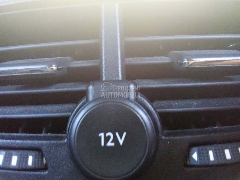 Peugeot 3008 1,5hdi ALLURE