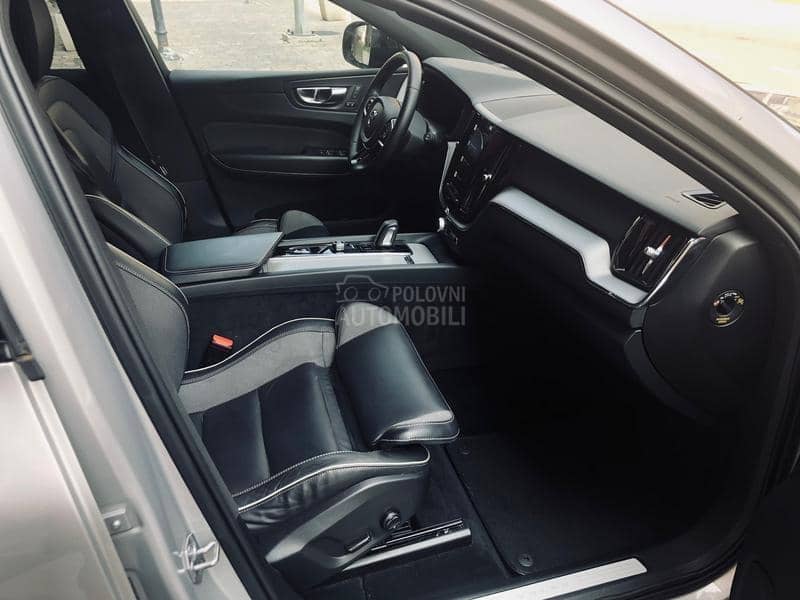 Volvo XC60 R Design restyling