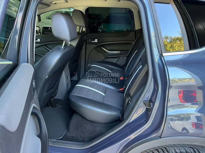 Ford Kuga 2,0tdci TITANIUM