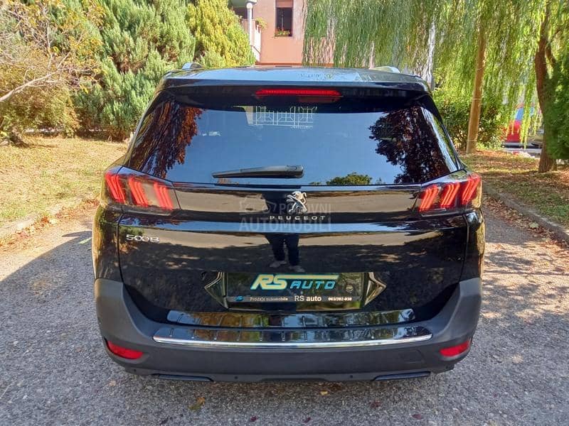Peugeot 5008 1.5hdi ALLURE 7 sed
