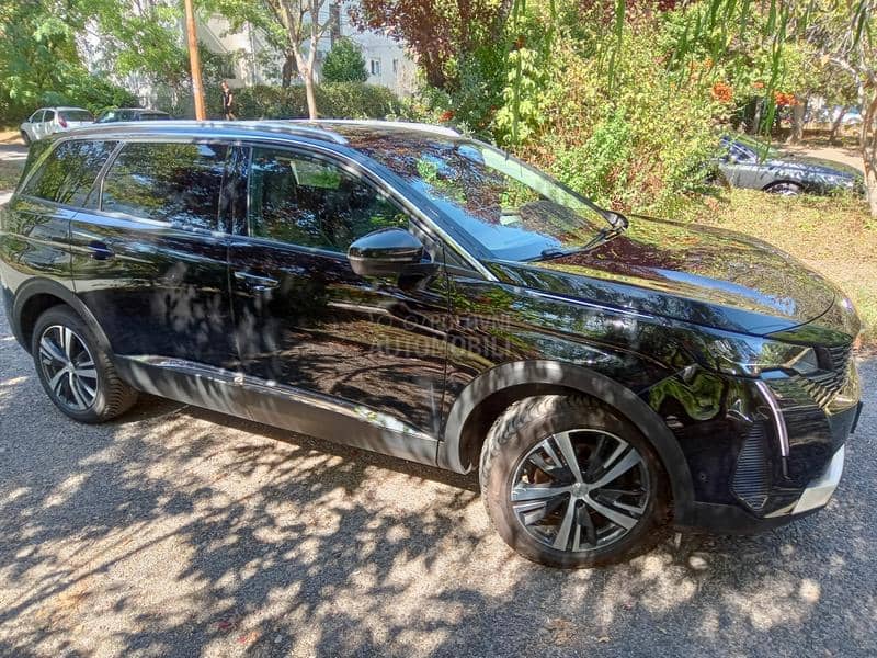 Peugeot 5008 1.5hdi ALLURE 7 sed