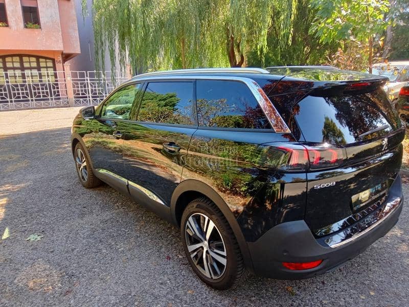 Peugeot 5008 1.5hdi ALLURE 7 sed