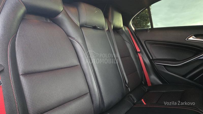 Mercedes Benz A 45 AMG 