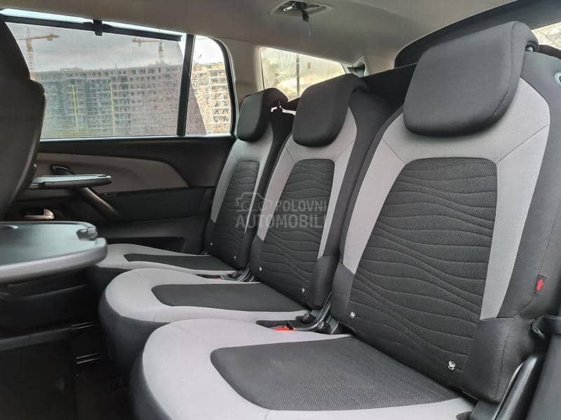 Citroen C4 Grand Picasso 1.6 HDI 7 sedista