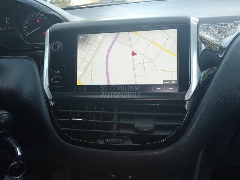 Peugeot 208 1.6HDI 75CV