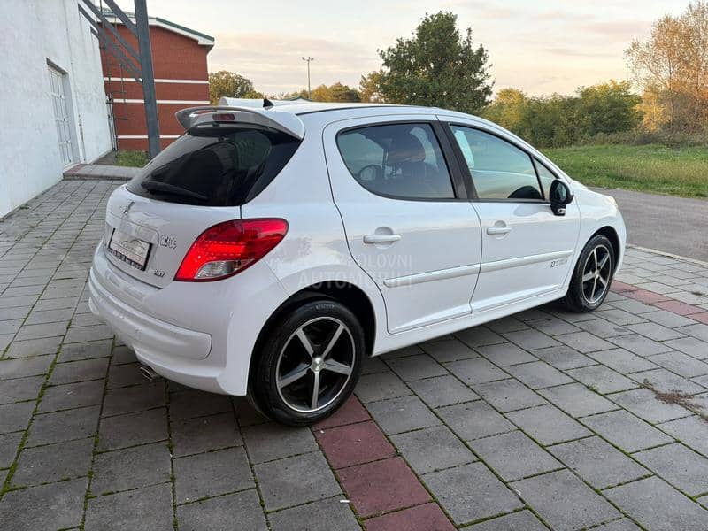 Peugeot 207 16 hdi