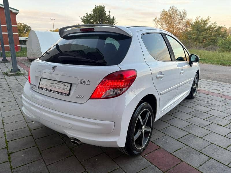 Peugeot 207 16 hdi