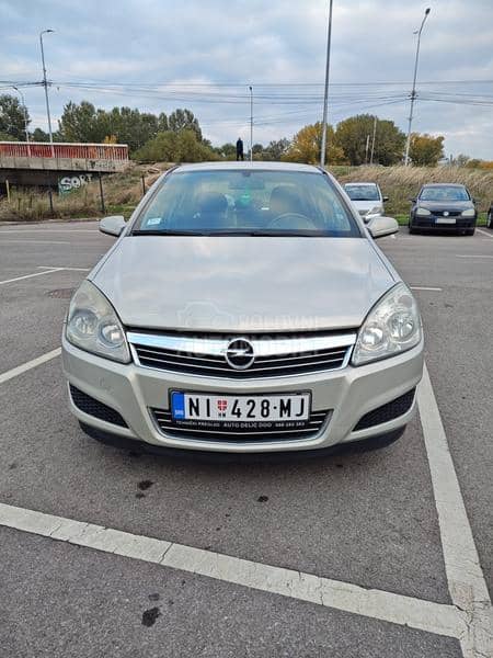 Opel Astra H 1.6i