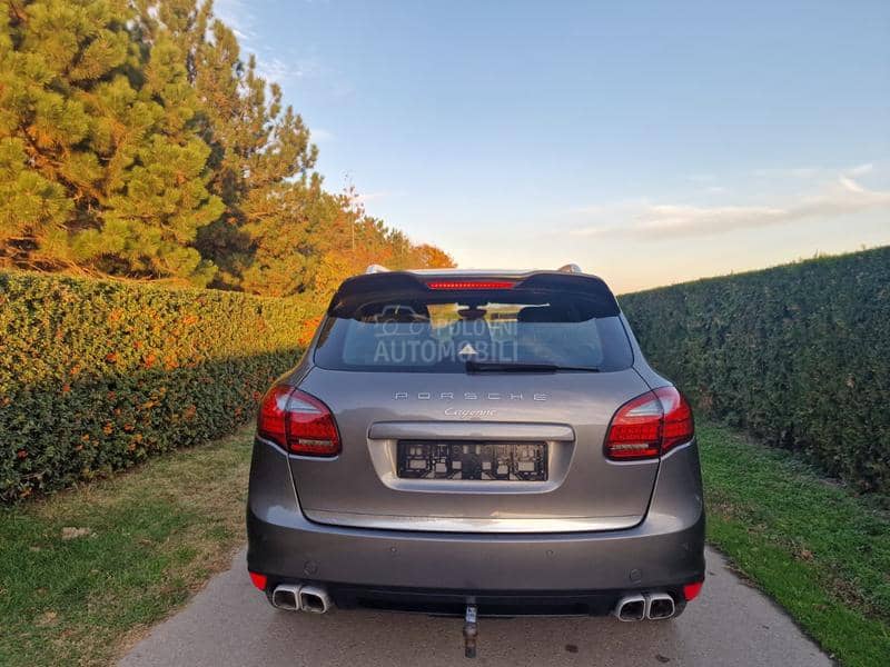 Porsche Cayenne 3.0d SIBER NOV