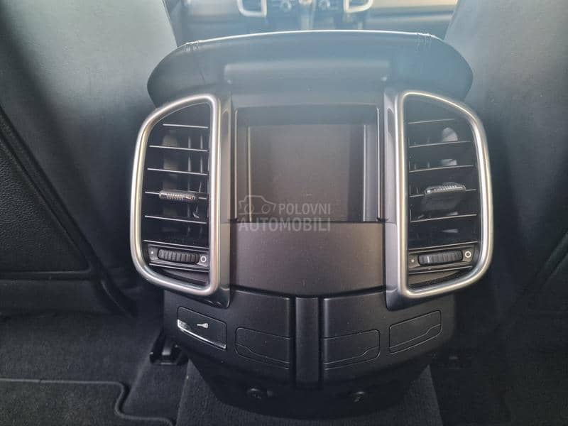Porsche Cayenne 3.0d SIBER NOV