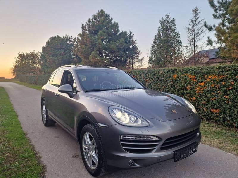 Porsche Cayenne 3.0d SIBER NOV