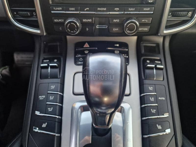 Porsche Cayenne 3.0d SIBER NOV