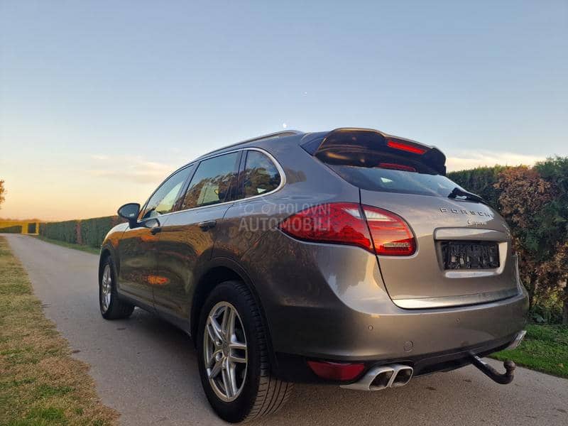 Porsche Cayenne 3.0d SIBER NOV