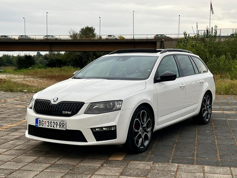 Škoda Octavia VRS DSG 4x4 PANO