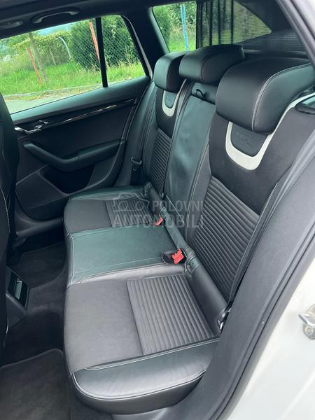 Škoda Octavia VRS DSG 4x4 PANO