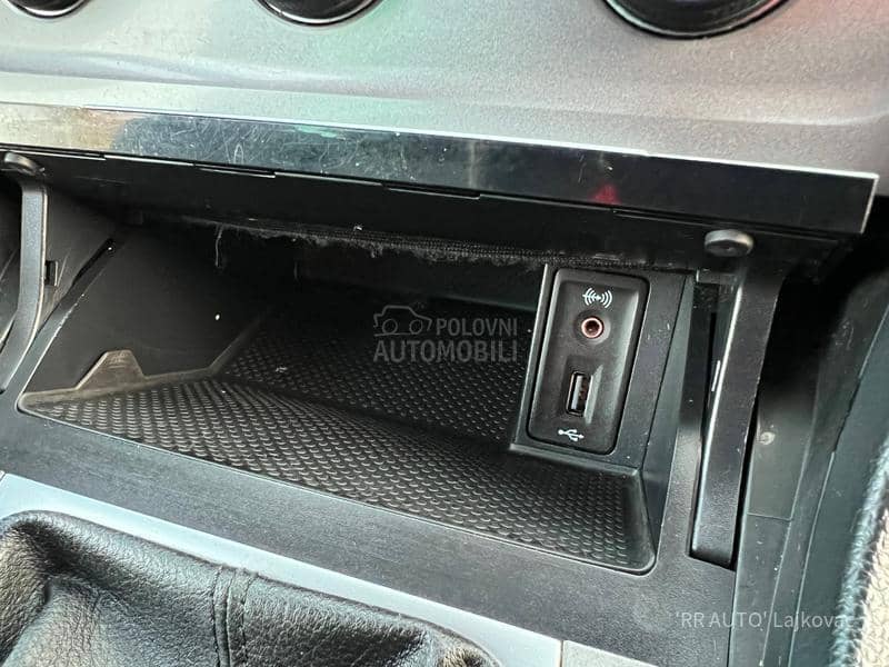 Volkswagen Golf 7 1.6 TDI LED