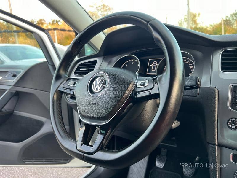 Volkswagen Golf 7 1.6 TDI LED