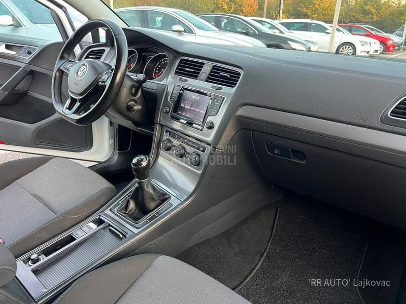 Volkswagen Golf 7 1.6 TDI LED
