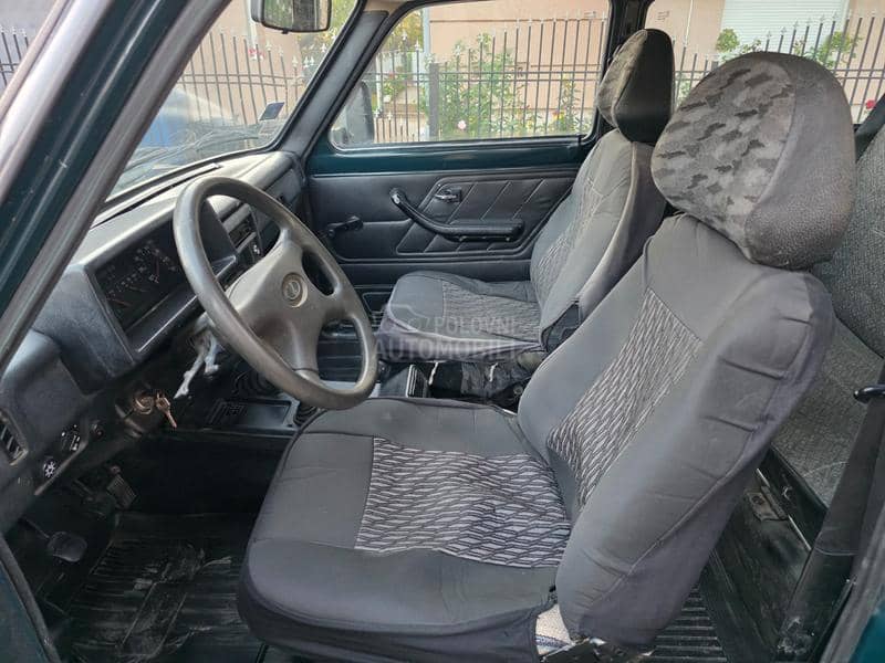 Lada Niva SERVO reg do 06.2026