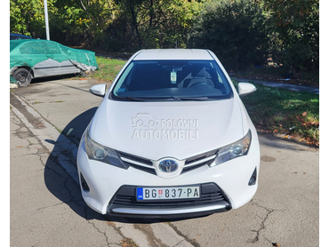 Toyota Auris 1.33L Dual VVT-i