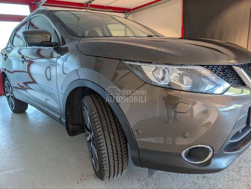Nissan Qashqai 360 KAMERA Servi sna