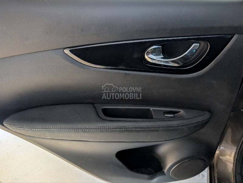 Nissan Qashqai 360 KAMERA Servi sna