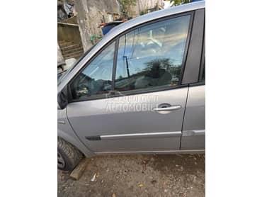 prednja leva vrata za Renault Scenic od 2003. do 2009. god.