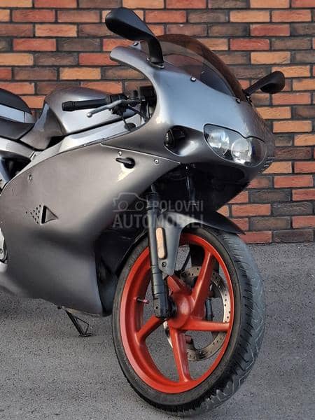 Aprilia RS